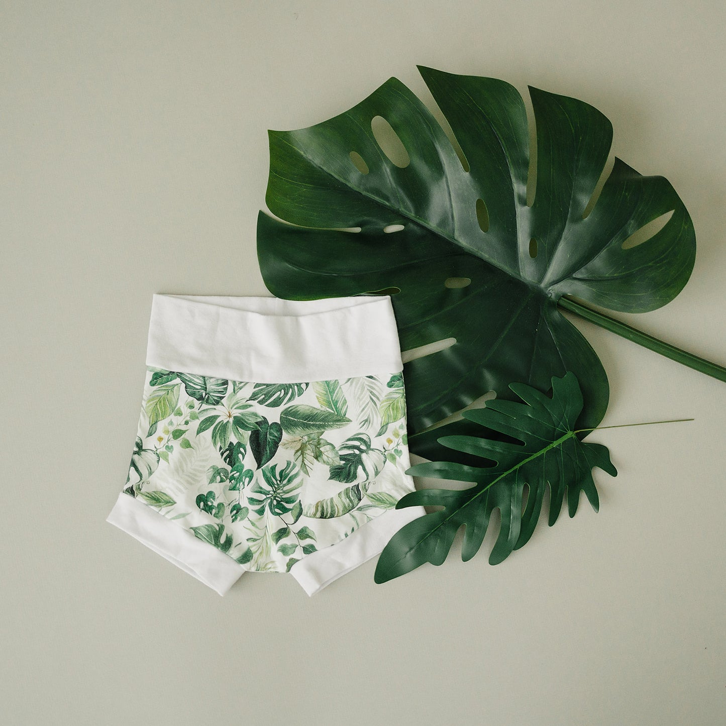 Tropical Leaf Shorties