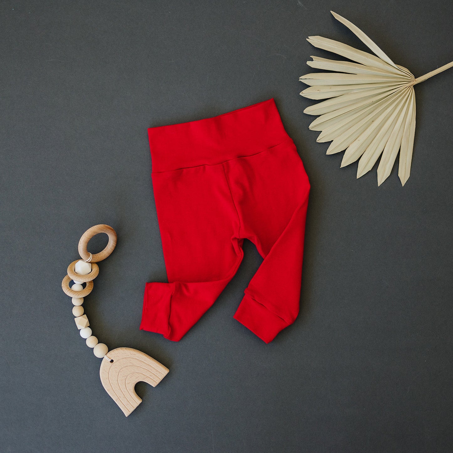 solid true red leggings